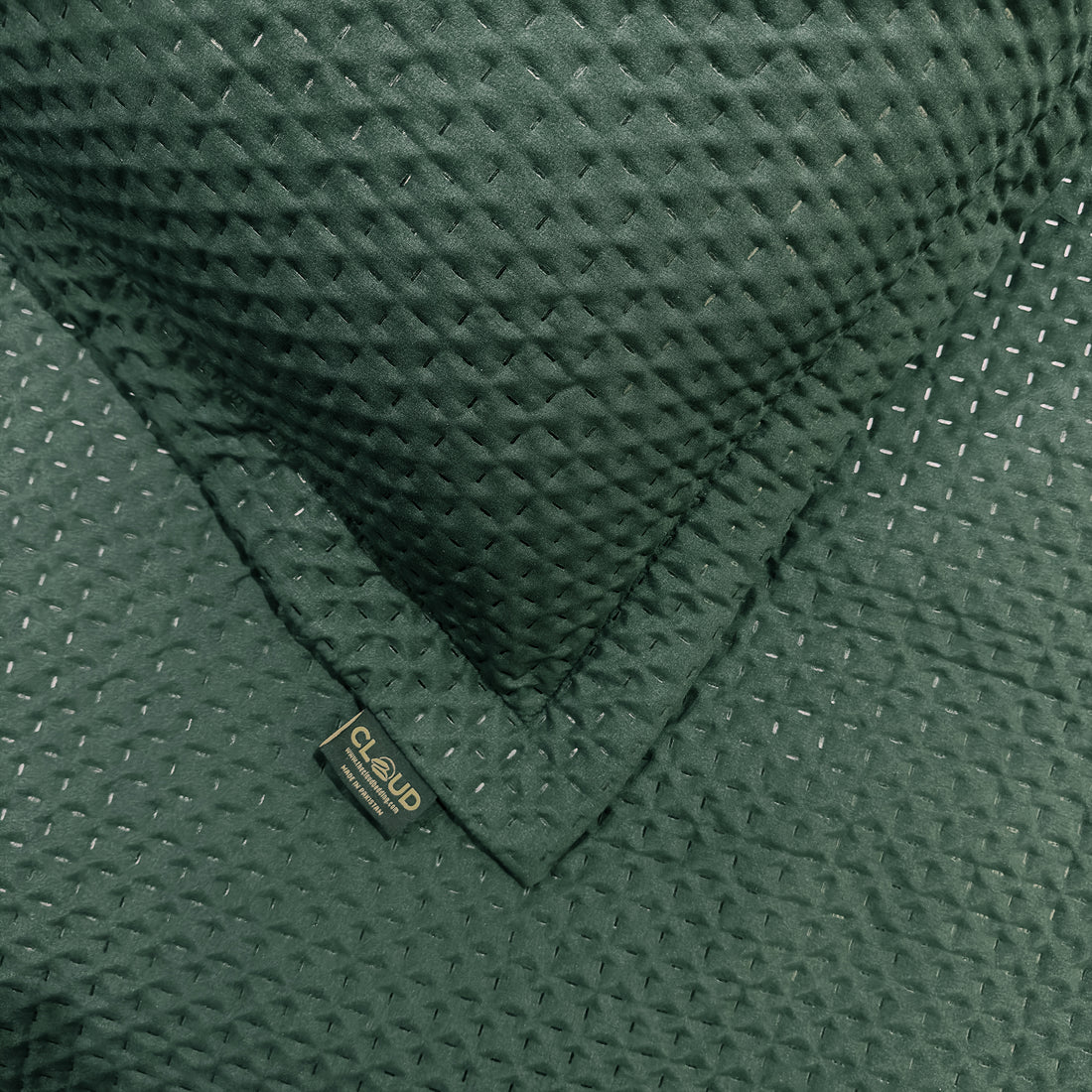 Emerald Bloom Reversible Bedspread Set